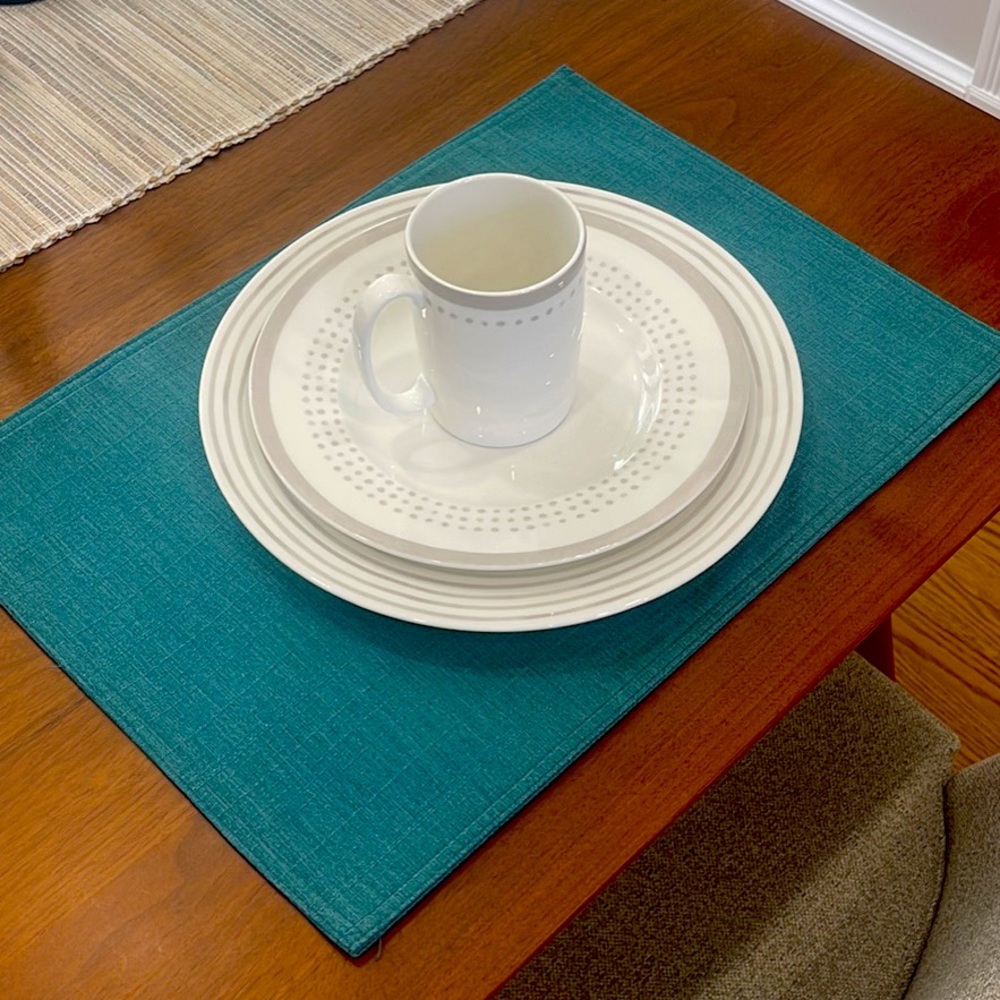 Set of 8 Placemats